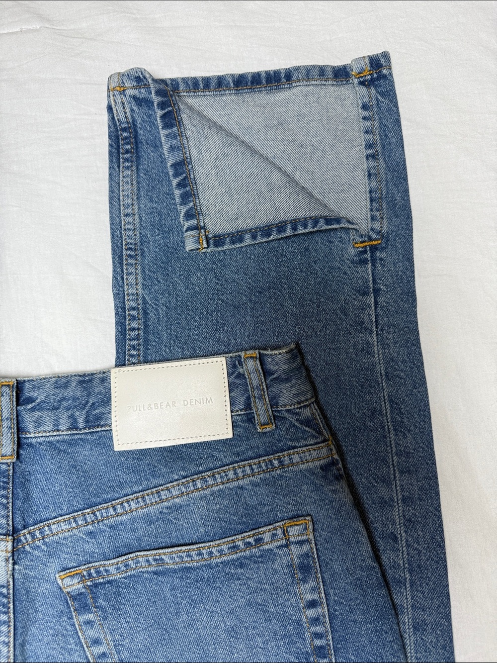 Pull&Bear High-Rise Blue Women's Jeans - Picture 6 of 7